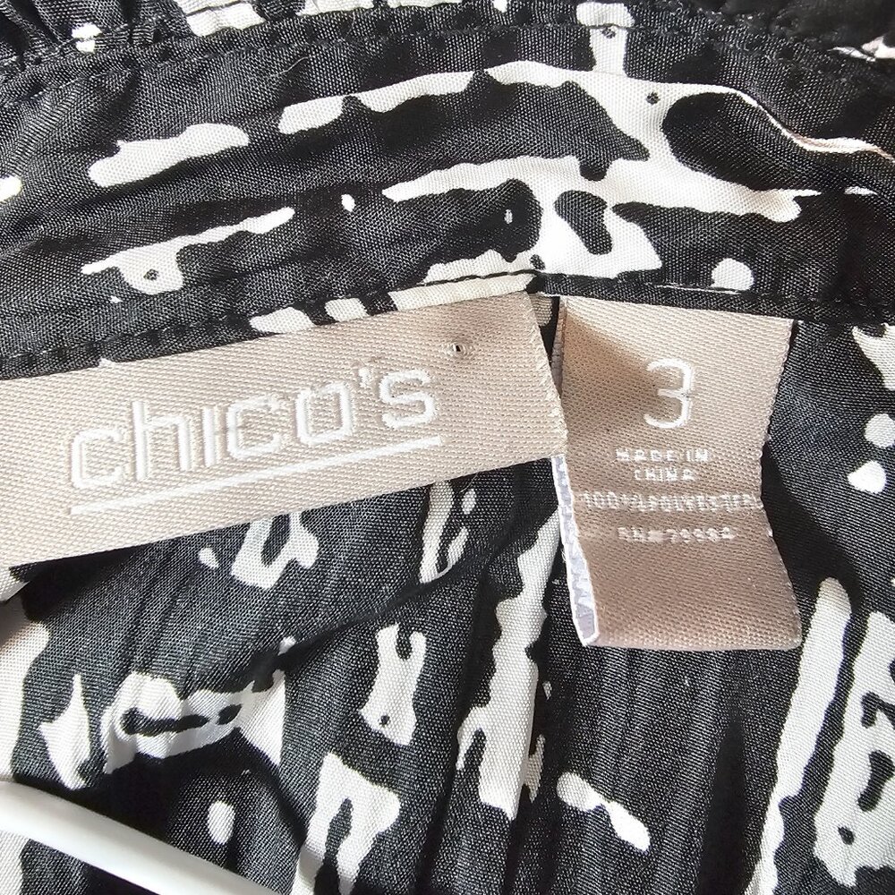 Chicos Size 3 Lightweight Jacket - image 3